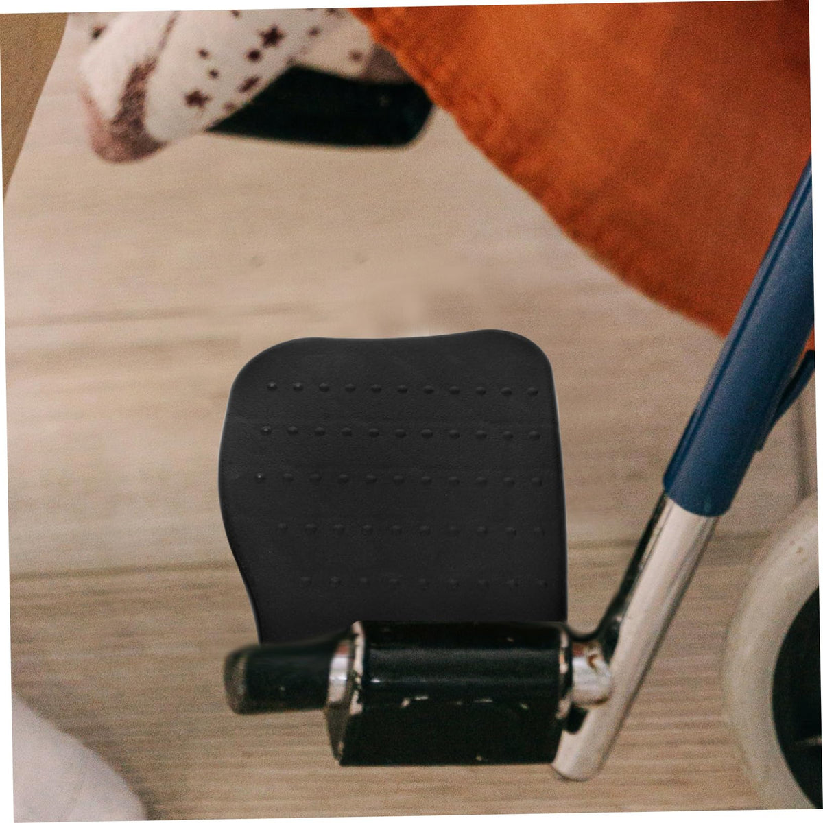 Heavy Duty Wheelchair Footrests B6309
