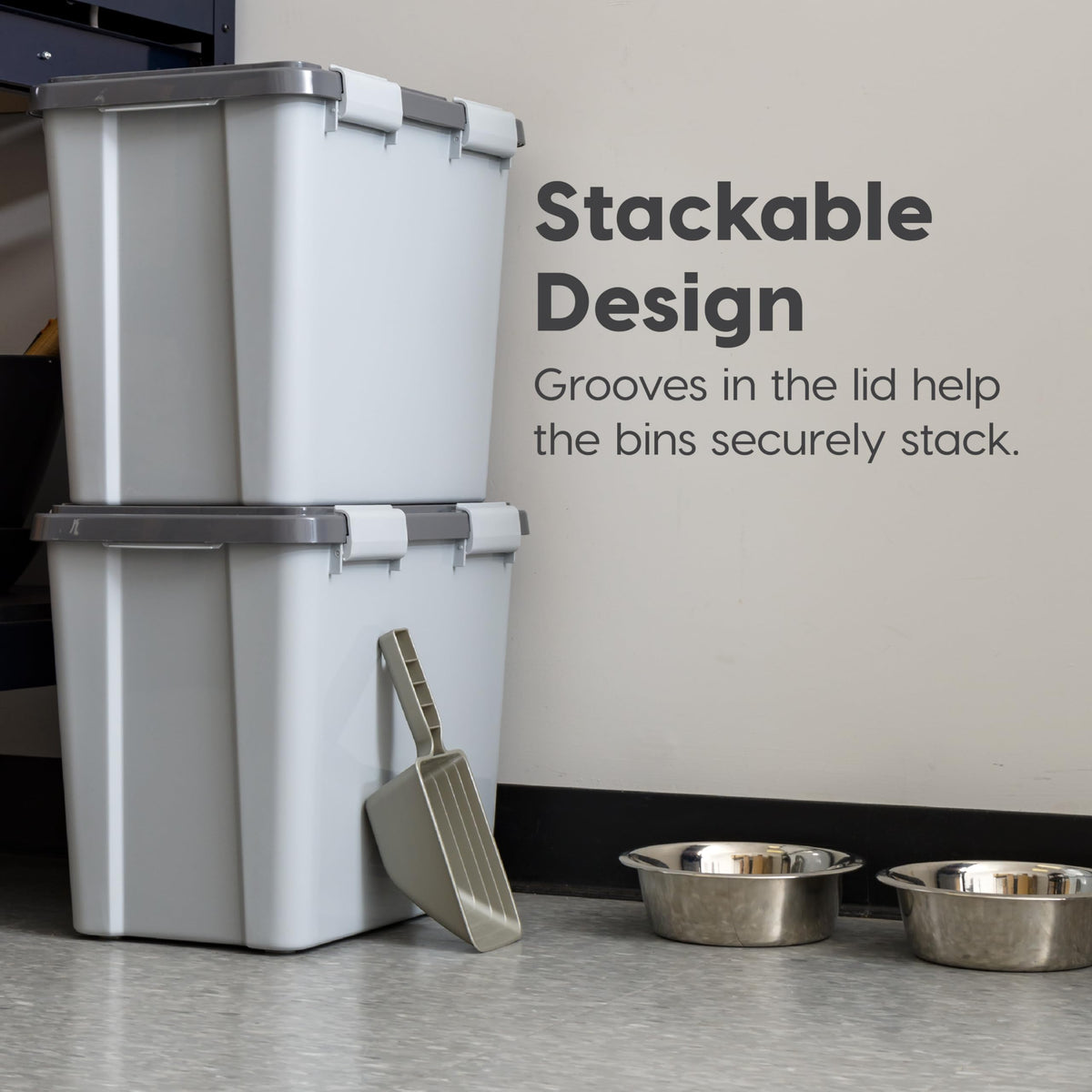 Dog Food Storage Container Up to 30 lbs Q816159