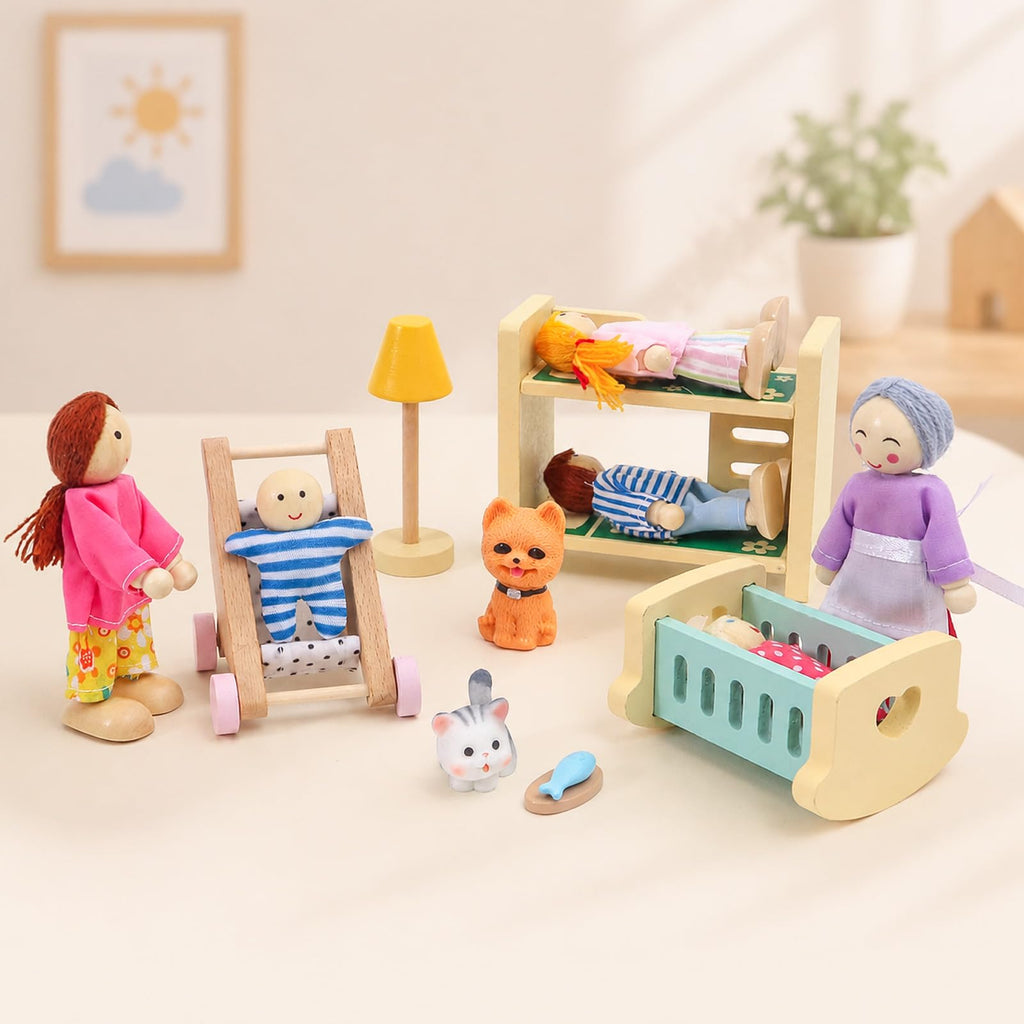 Wooden Dollhouse Family Set Figures P933