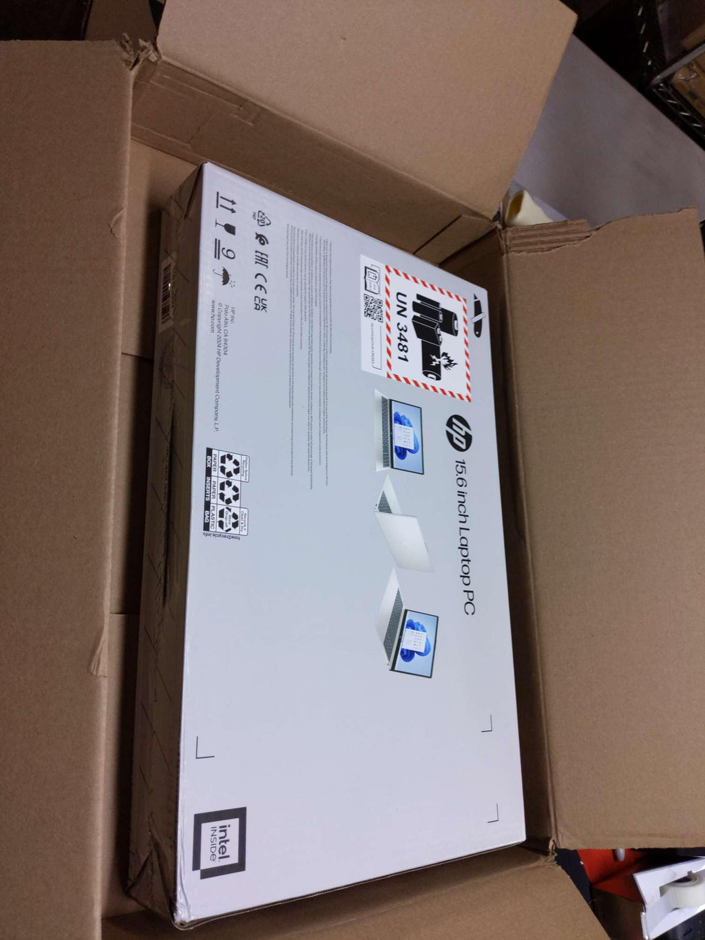 15.6" FHD Intel Core i5 8GB RAM 512GB SSD Notebook N831