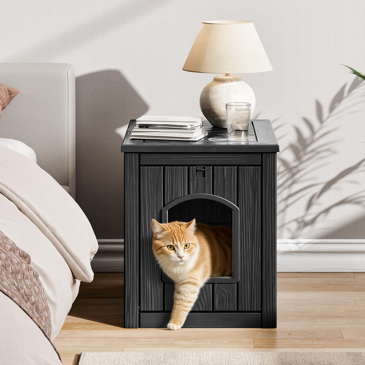 Weatherproof Resin Cat House with Hidden Litter Box Z735